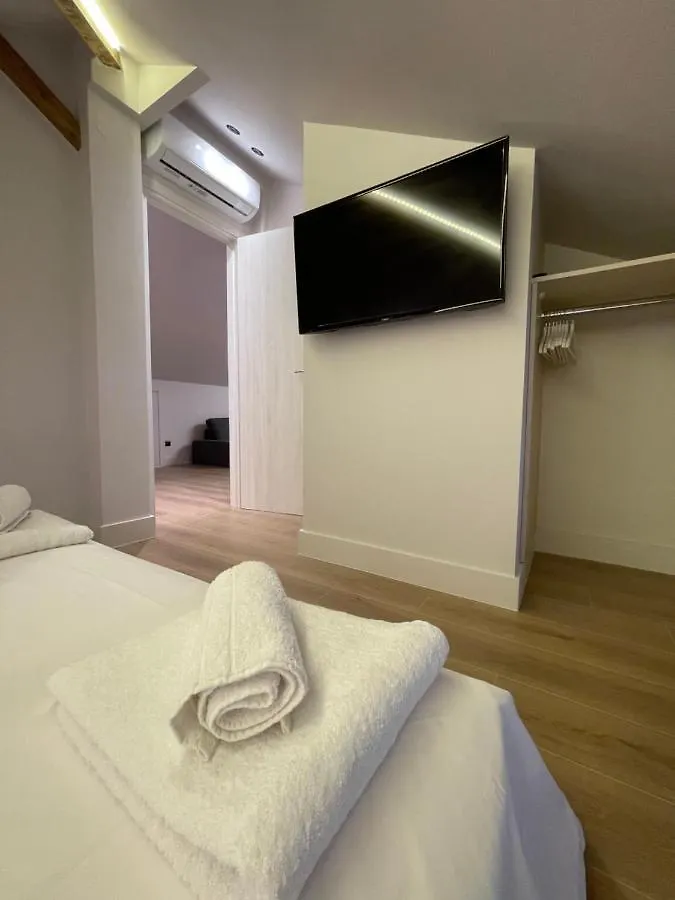 Apartment Agora Lx Studios & Suites Thessaloniki Greece
