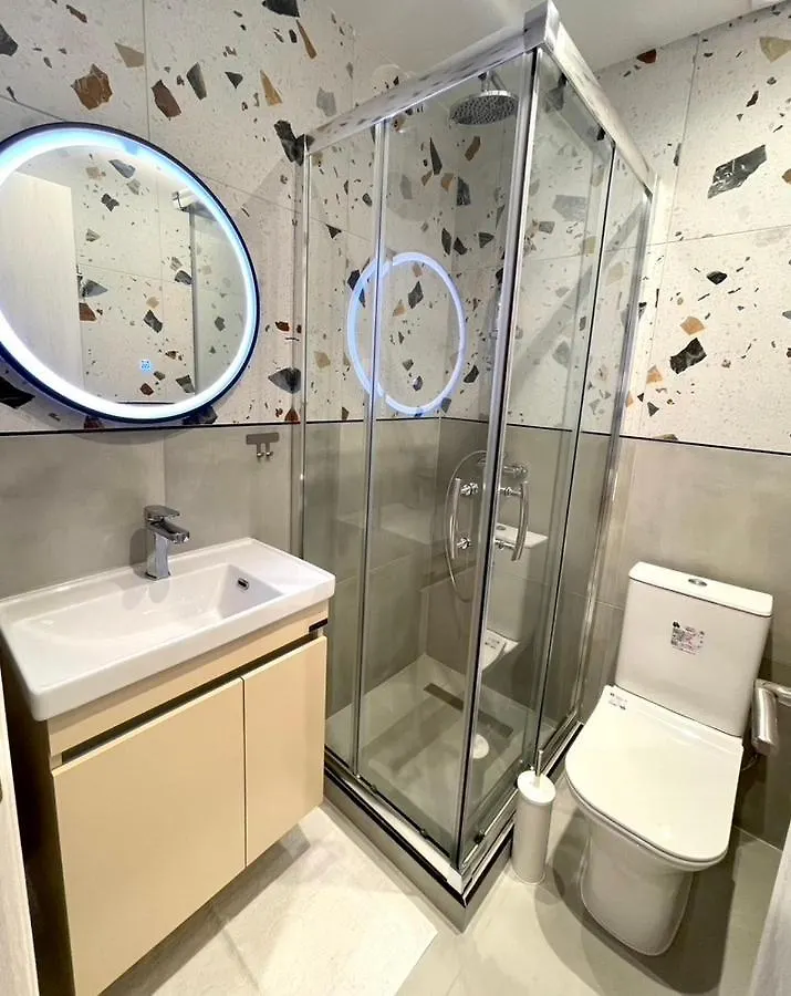 Agora Lx Studios & Suites Thessaloniki 0*,