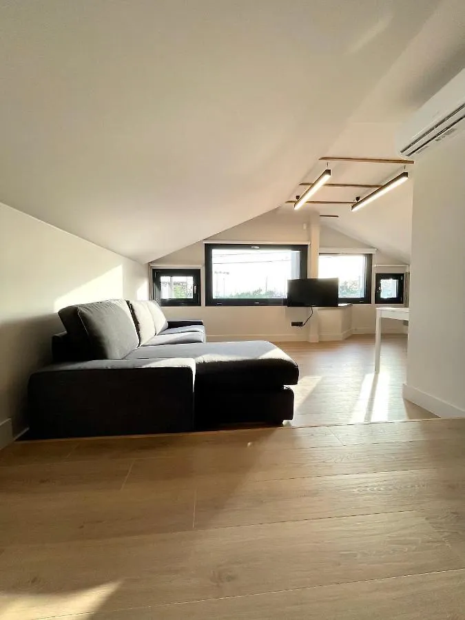 Agora Lx Studios & Suites Thessaloniki