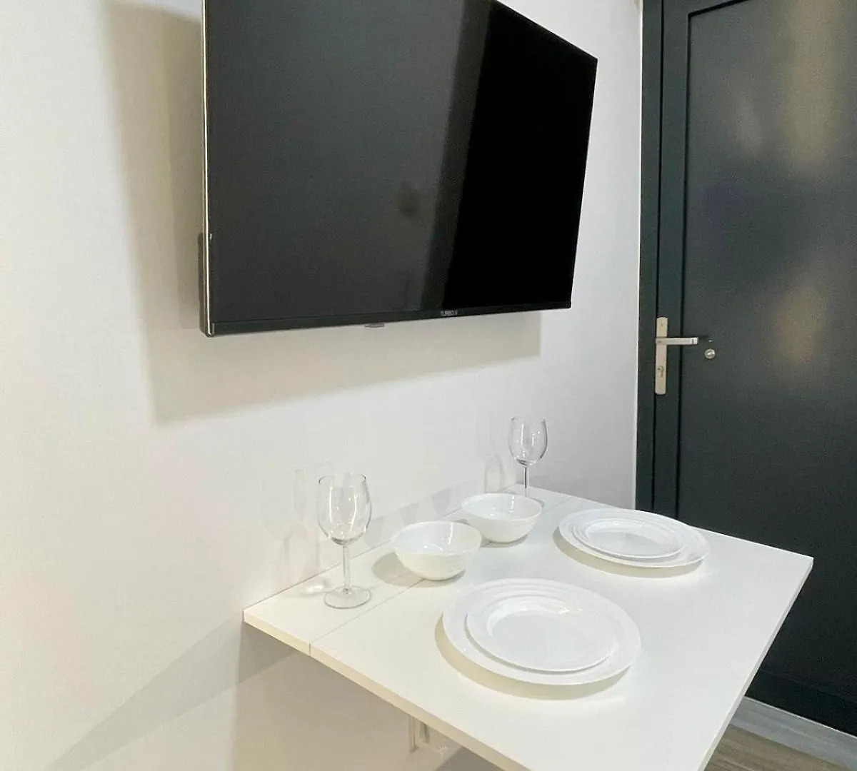 Apartment Agora Lx Studios & Suites Thessaloniki Greece